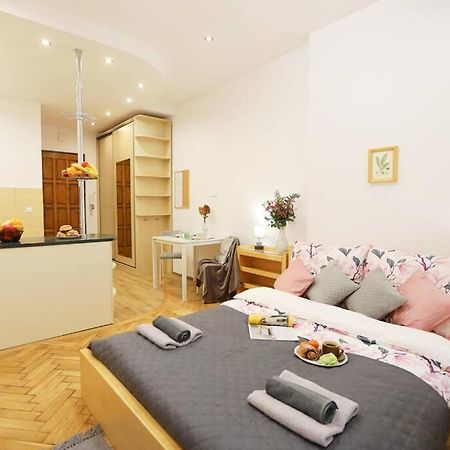 Batorego Cosy Apartment 2 Красков Екстериор снимка