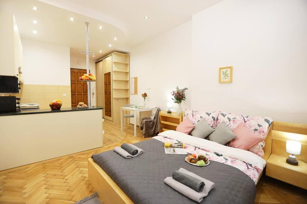 Batorego Cosy Apartment 2 Красков Екстериор снимка
